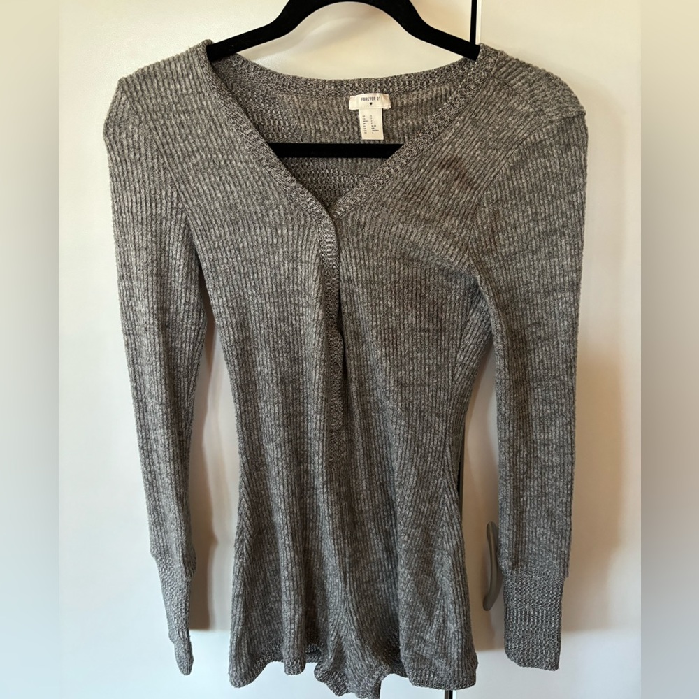 Forever 21 grey long sleeve top